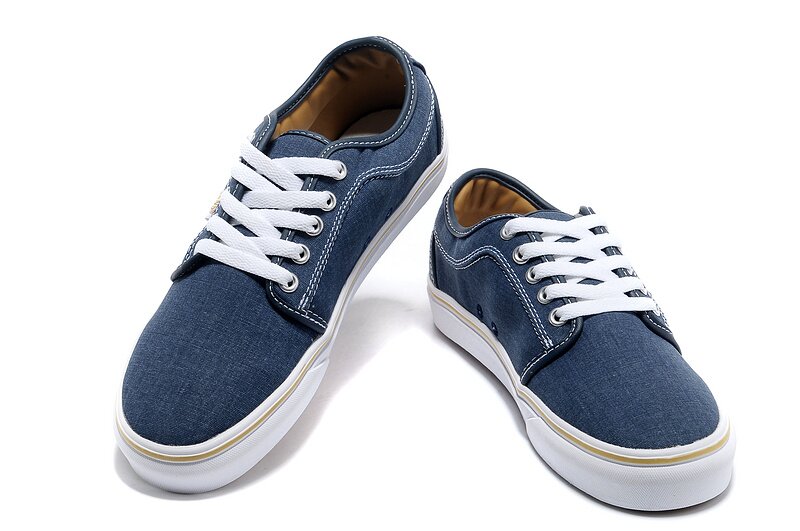 Chaussures Vans Chukka Low V06