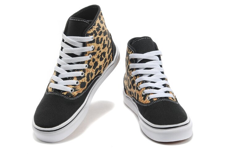 Chaussures Vans Classics V47