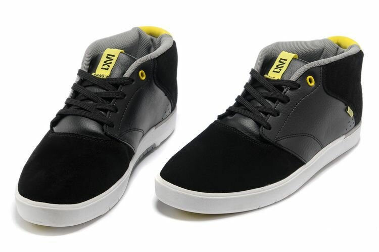 Chaussures Vans LXVI OTW V09